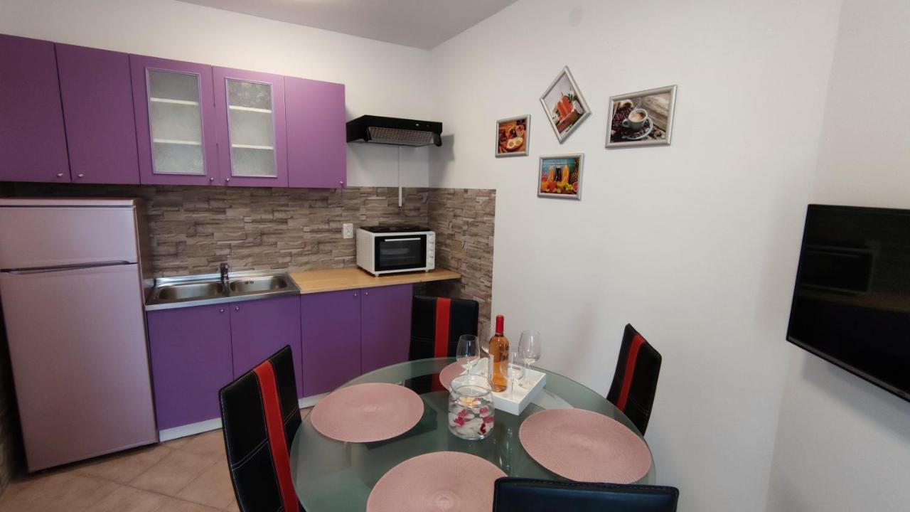 Apartments Marla Пореч Екстериор снимка