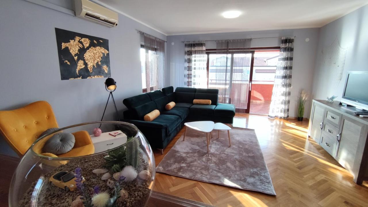 Apartments Marla Пореч Екстериор снимка