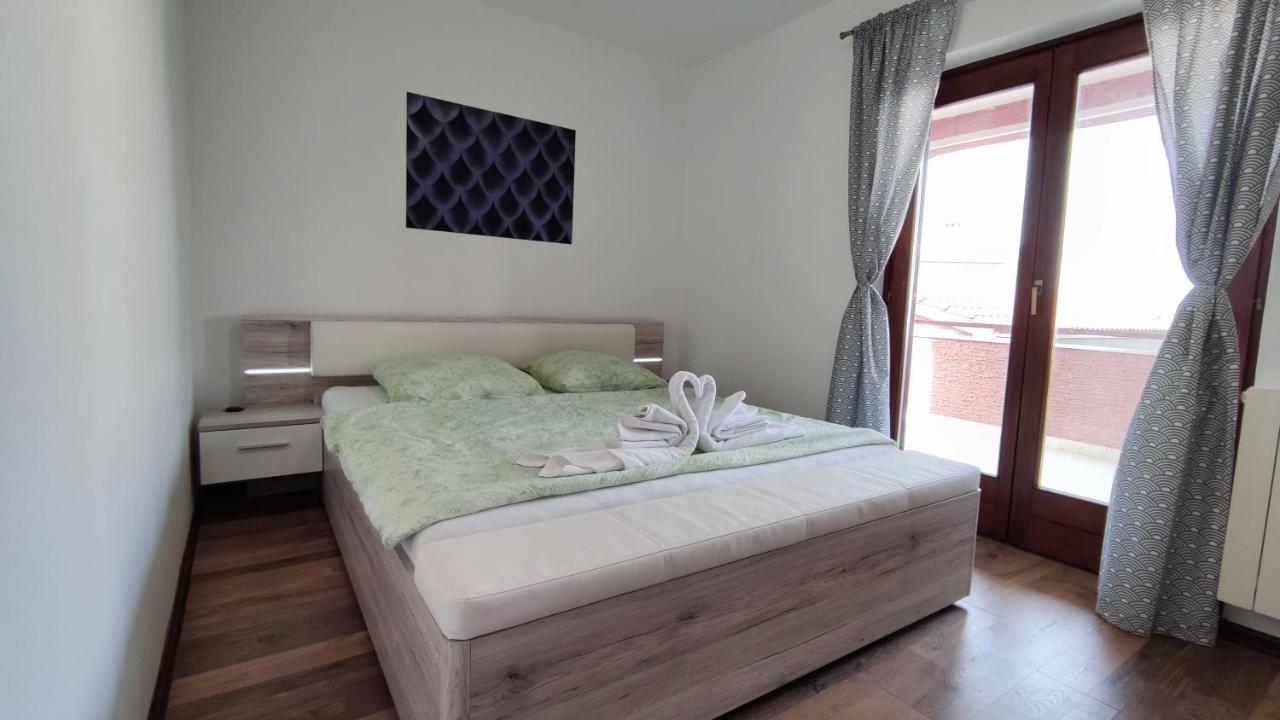Apartments Marla Пореч Екстериор снимка