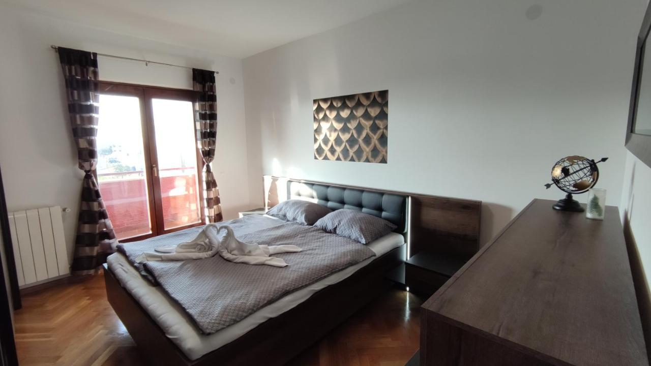 Apartments Marla Пореч Екстериор снимка